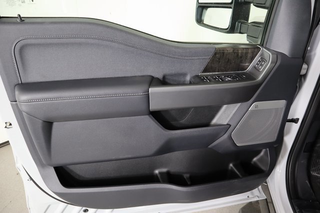 New 2026 Ford F350 Lariat w/ Lariat Premium Package image 17