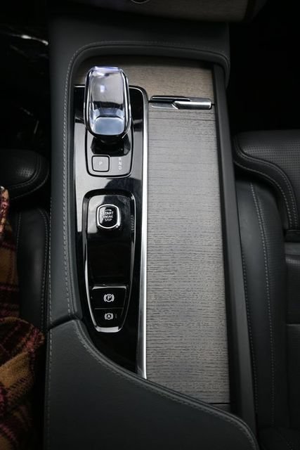 Used 2024 Volvo XC90 B6 Ultimate AWD/4WD image 11