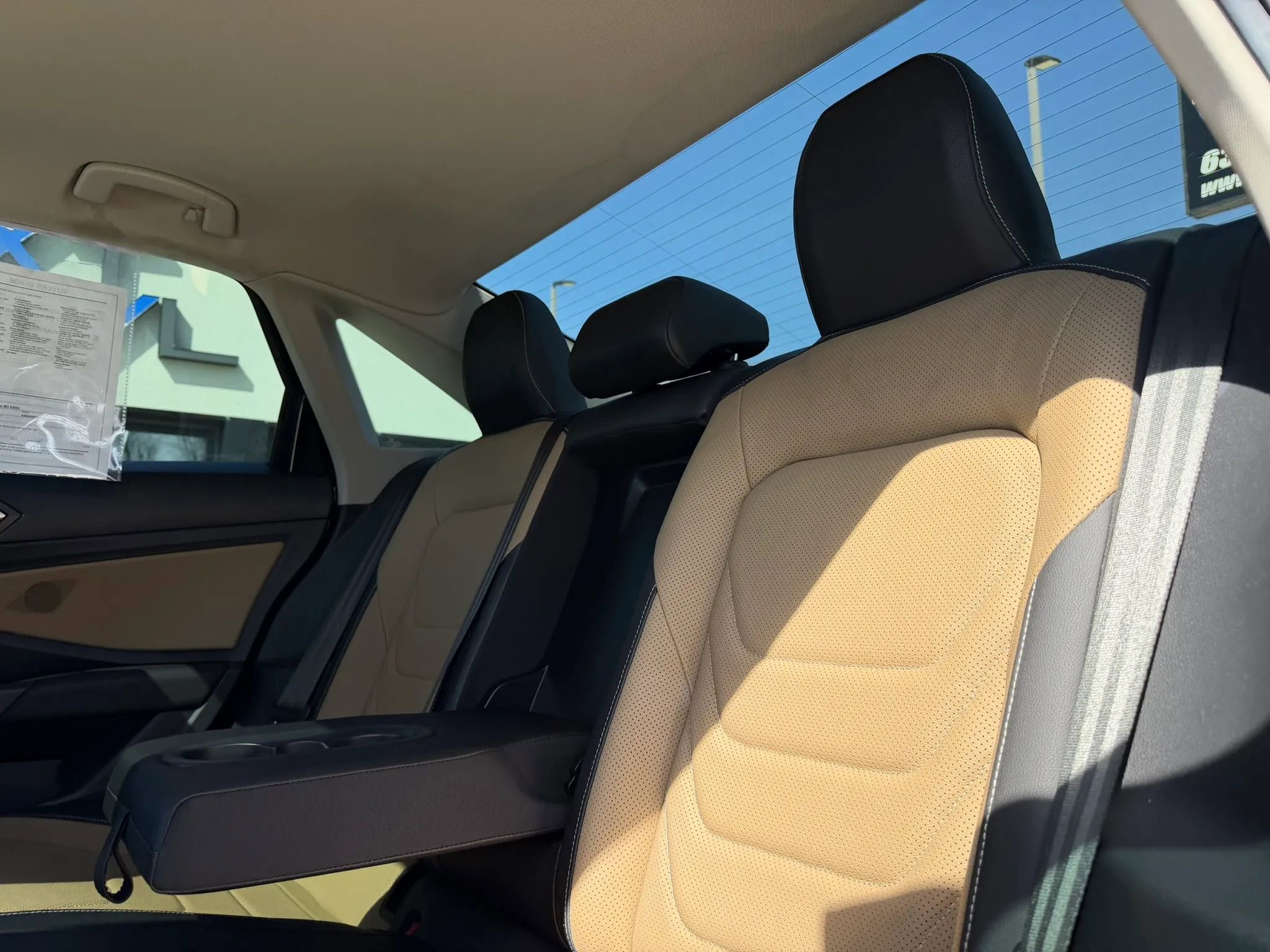 Used 2021 Volkswagen Jetta SEL Premium image 38