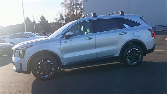 New 2026 Kia Sorento S image 7