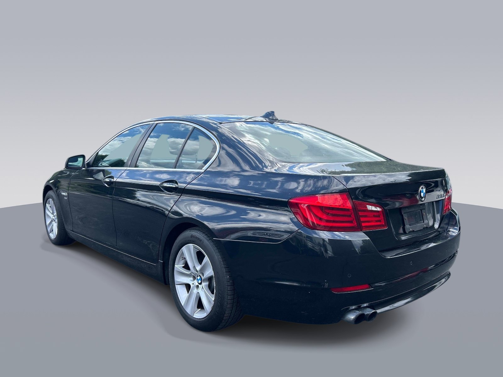 Used 2012 BMW 528i xDrive Sedan AWD/4WD image 5