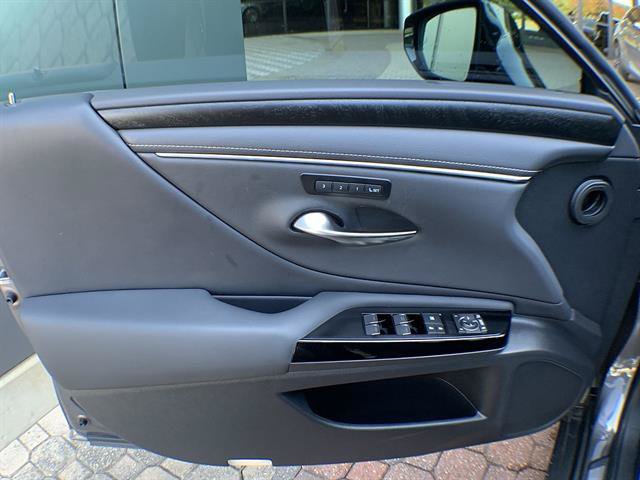 Certified 2022 Lexus ES 350 w/ Premium Package FWD image 13