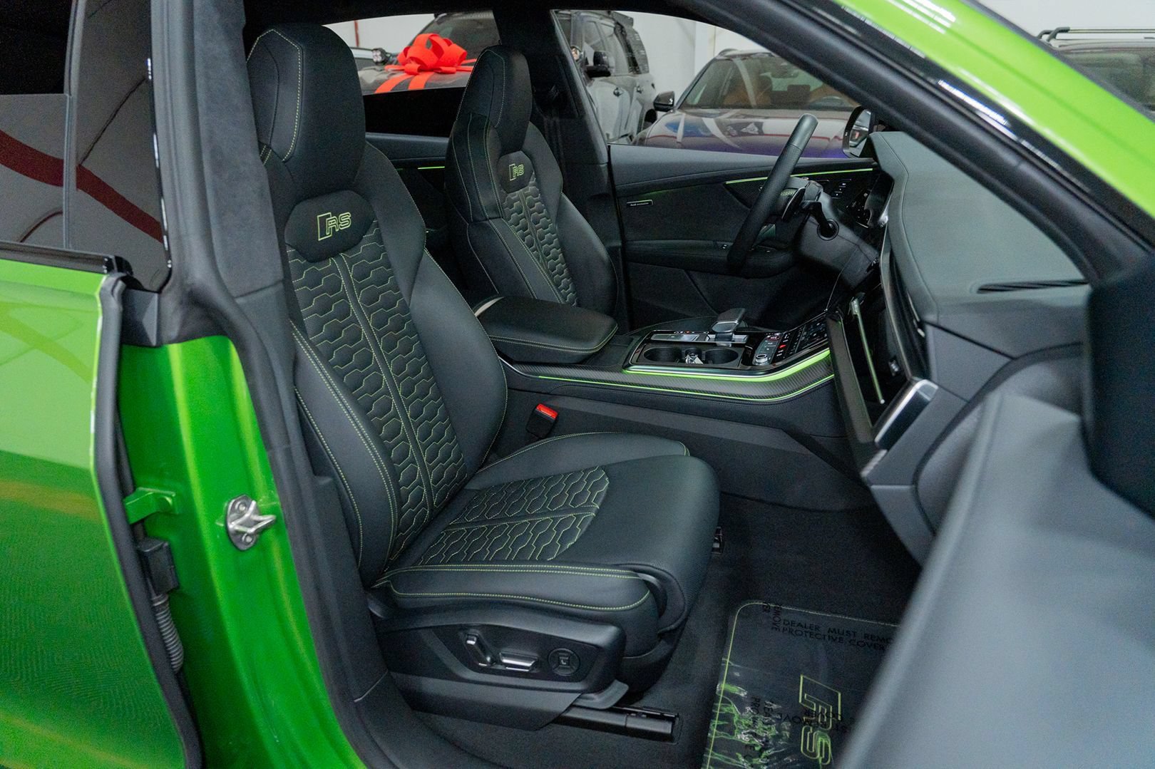 Used 2023 Audi RS Q8 w/ Black Optic Package AWD/4WD image 40