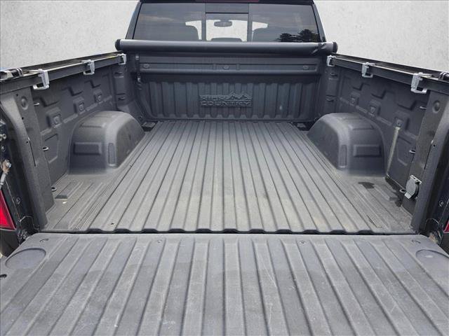 Used 2021 Chevrolet Silverado 1500 High Country w/ Safety Package II AWD/4WD image 15