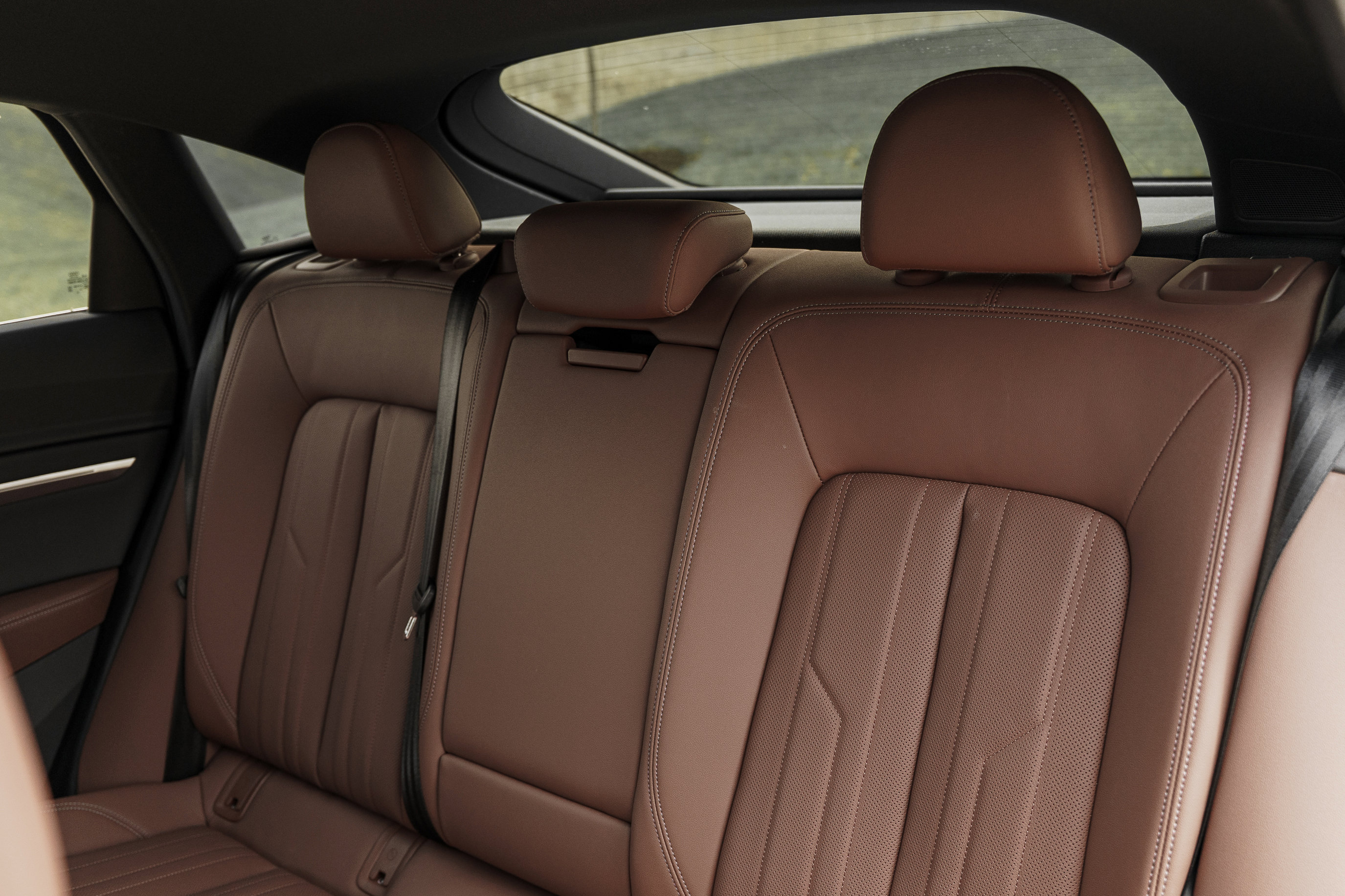 Used 2024 Audi Q8 e-tron Premium Plus w/ Premium Plus Package image 25