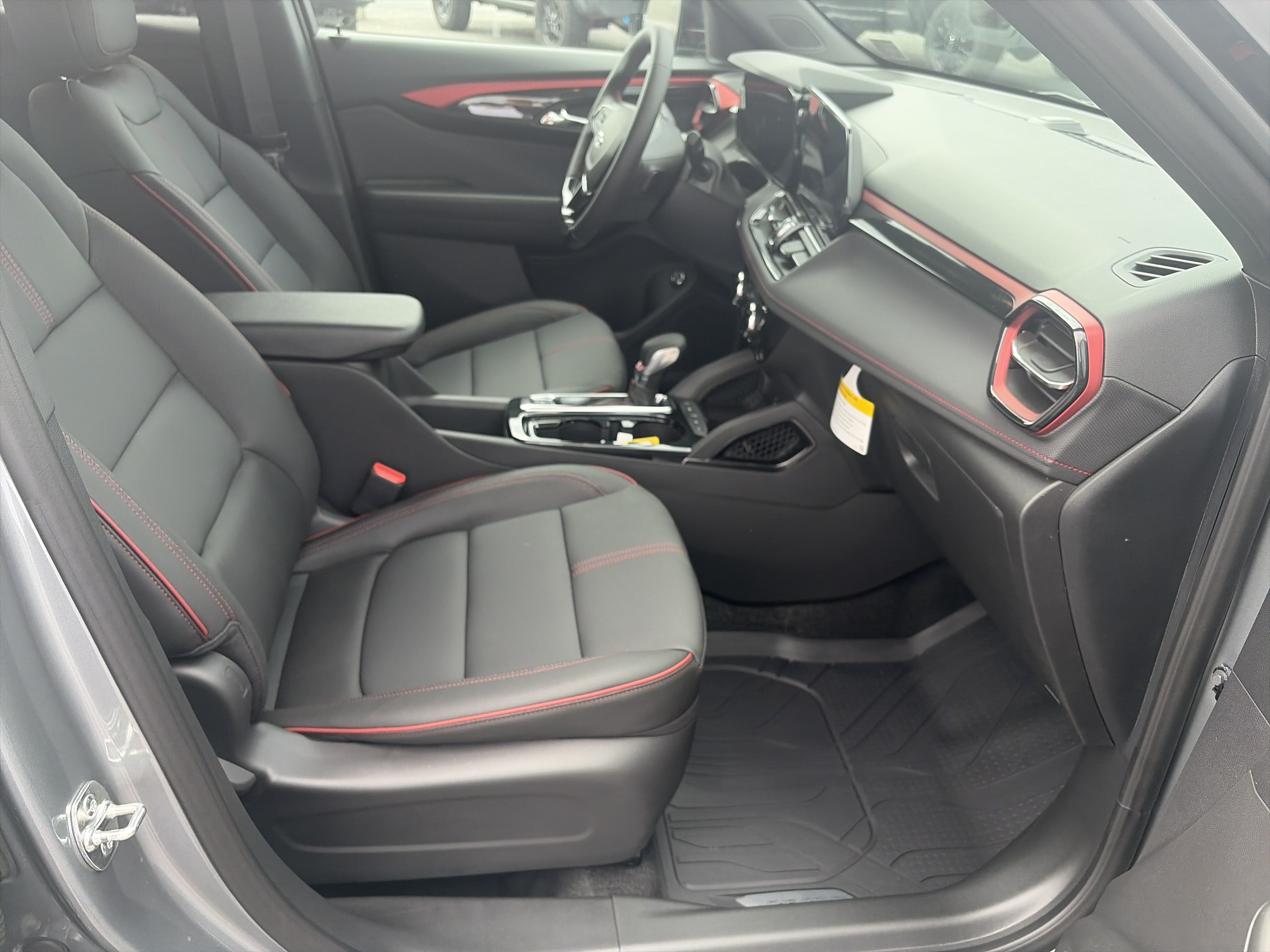 New 2026 Chevrolet TrailBlazer RS w/ Convenience Package AWD/4WD image 8