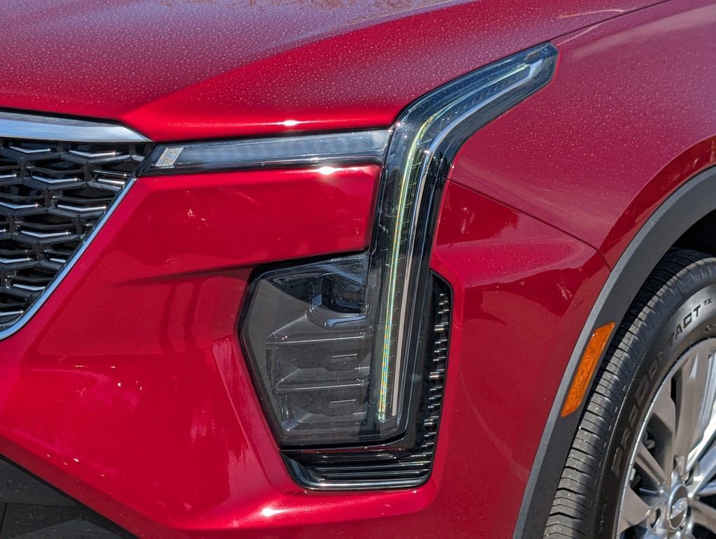 Certified 2025 Cadillac XT4 Premium Luxury AWD/4WD image 7