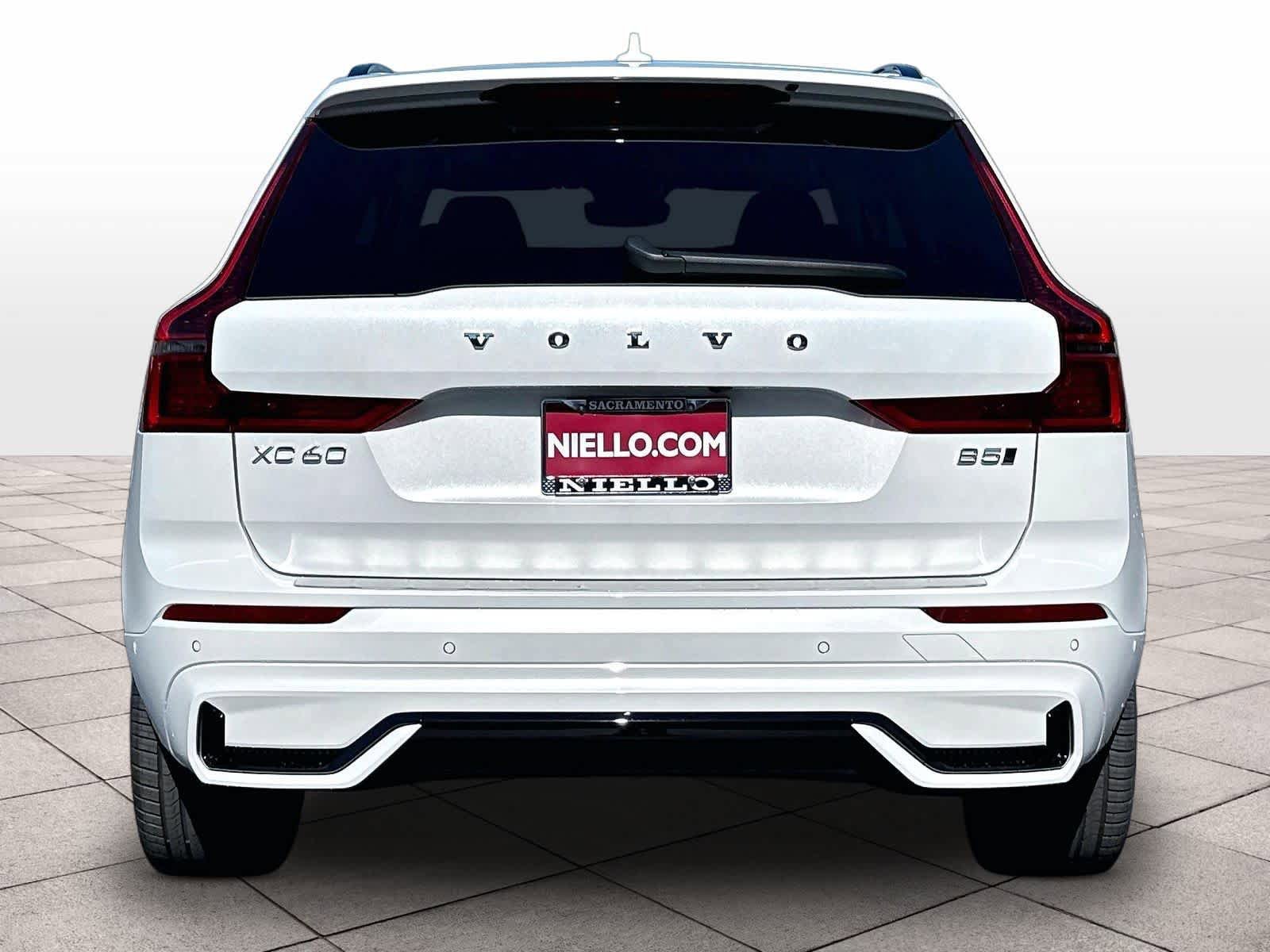 New 2026 Volvo XC60 B5 Ultra w/ Climate Package AWD/4WD image 6