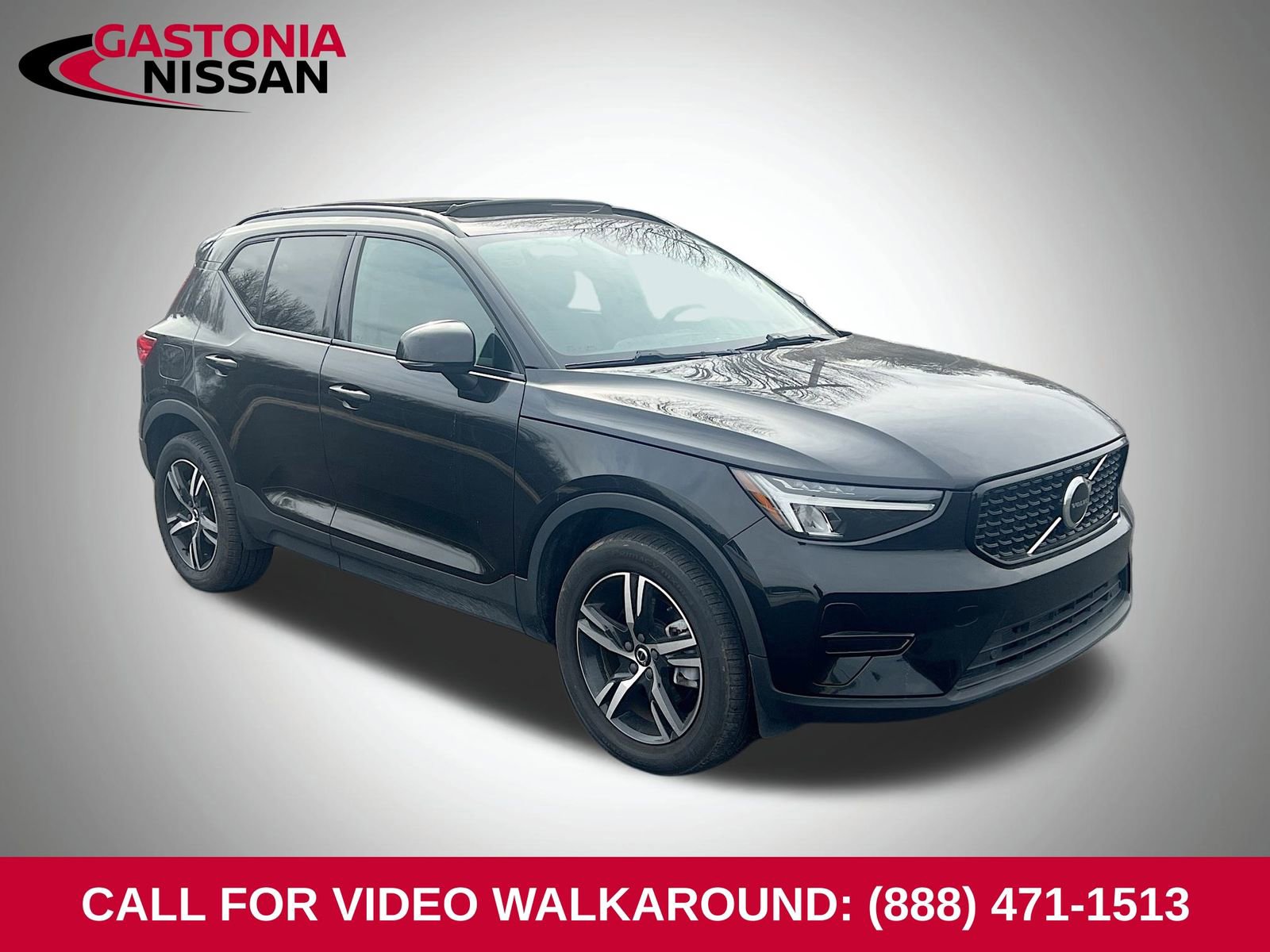 Used 2024 Volvo XC40 B5 Core
