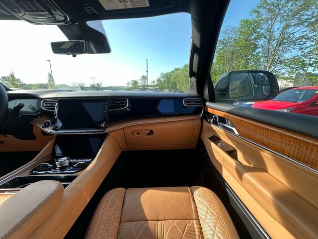 Used 2025 Jeep Grand Wagoneer L Series III w/ Rear Seat Video Group 1 AWD/4WD image 31
