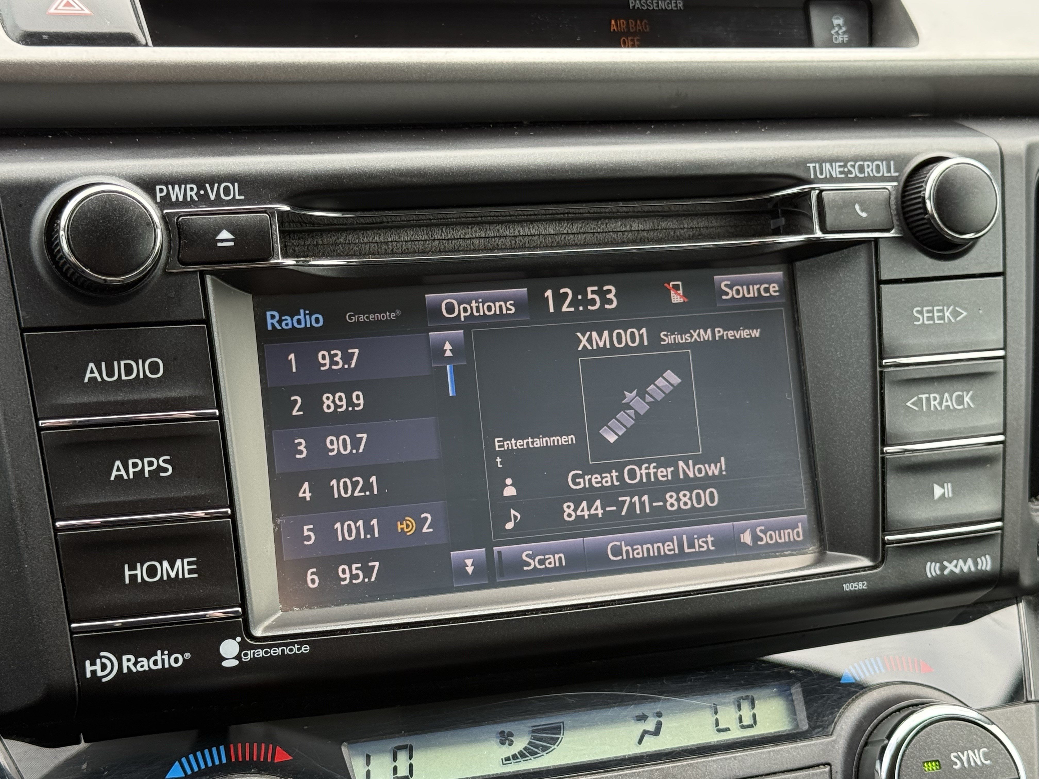 Used 2016 Toyota RAV4 XLE FWD image 23