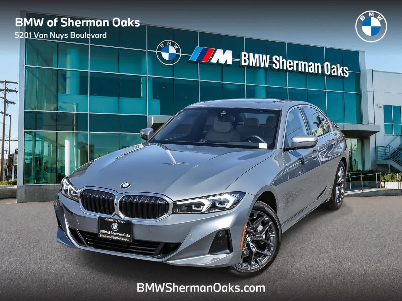 Used 2026 BMW 330i Sedan w/ Convenience Package RWD image 1