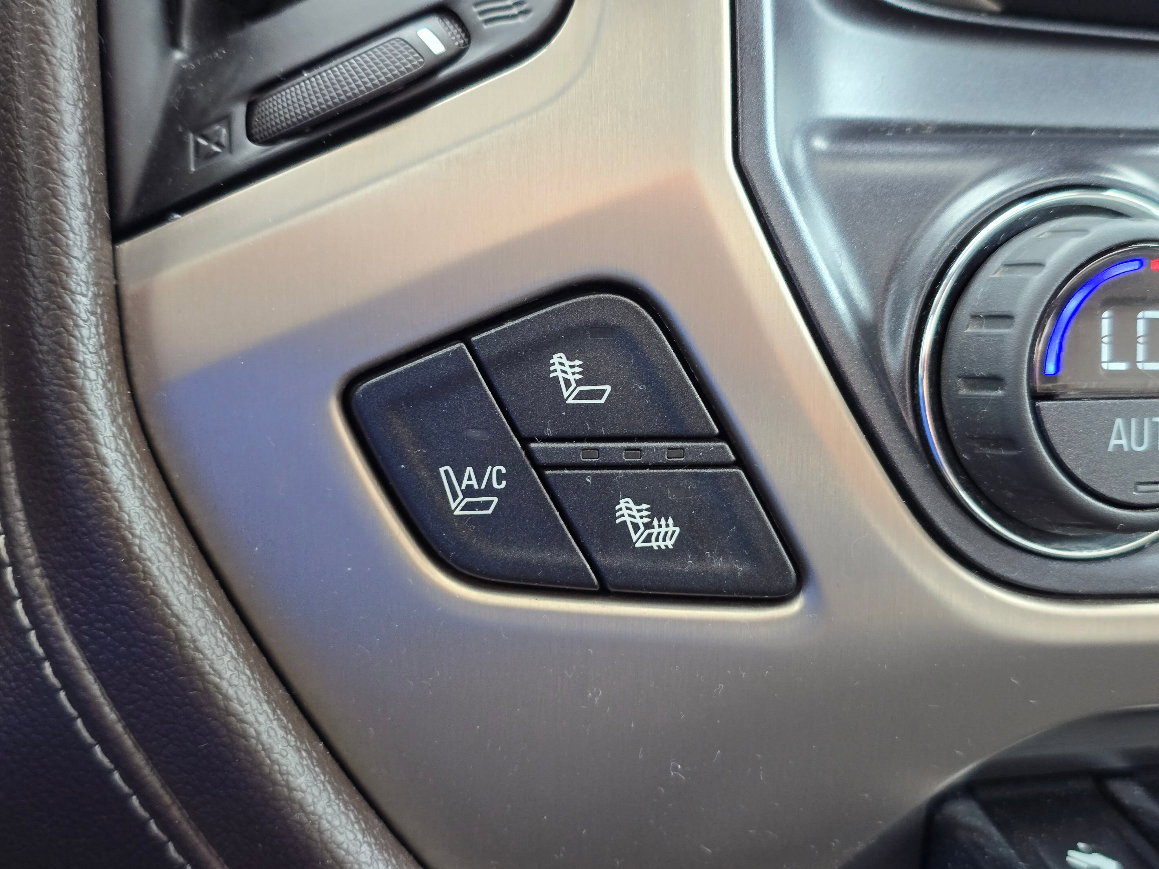 Used 2015 GMC Sierra 3500 Denali w/ Duramax Plus Package image 24