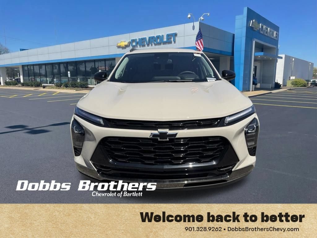 New 2026 Chevrolet Trax ACTIV w/ Driver Confidence Package FWD image 2