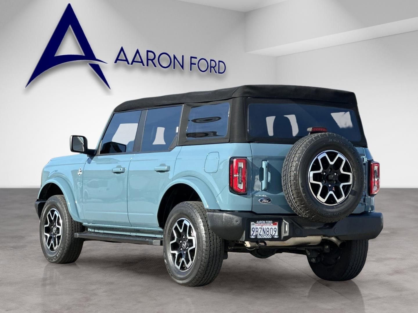 Used 2022 Ford Bronco Outer Banks image 4