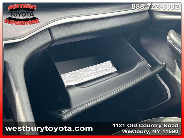 Used 2021 Jeep Grand Cherokee L Limited AWD/4WD image 29