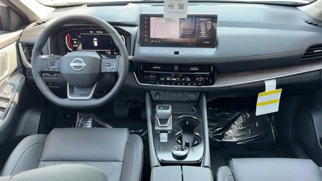 New 2026 Nissan Rogue Platinum w/ Platinum Premium Package AWD/4WD image 13