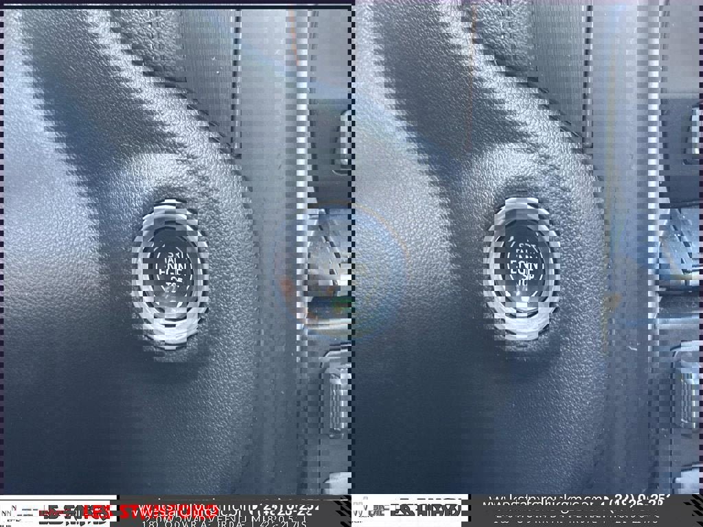 Used 2021 GMC Sierra 1500 AT4 w/ AT4 Preferred Package image 27