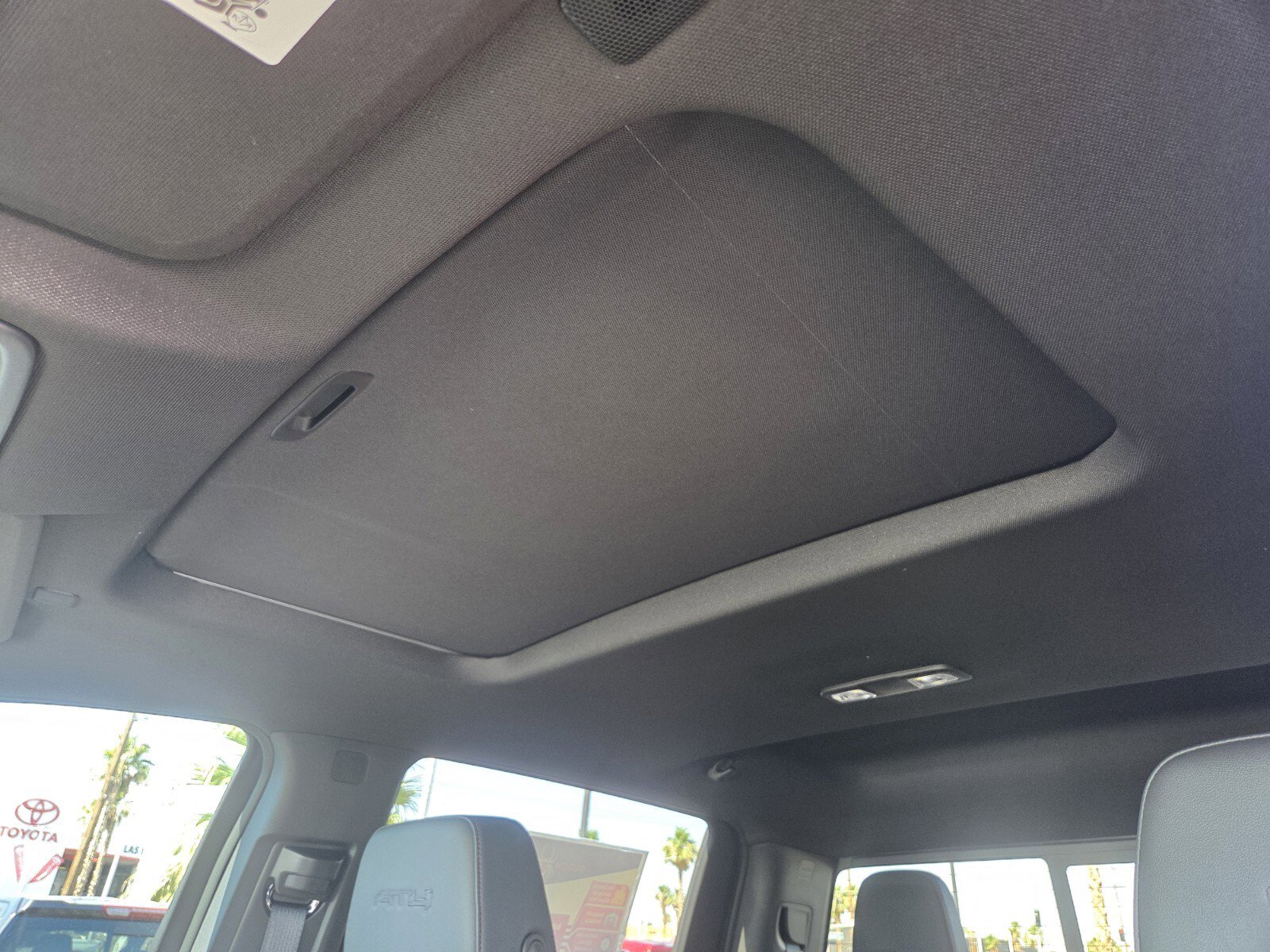 New 2025 GMC Sierra 1500 AT4 w/ AT4 Premium Package image 7