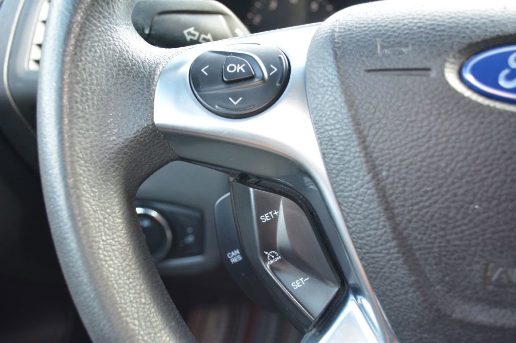 Used 2016 Ford Transit Connect XL FWD image 17