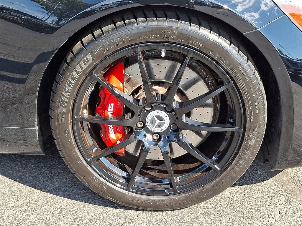 Used 2018 Mercedes-Benz AMG GT Roadster w/ Lane Tracking Package image 15