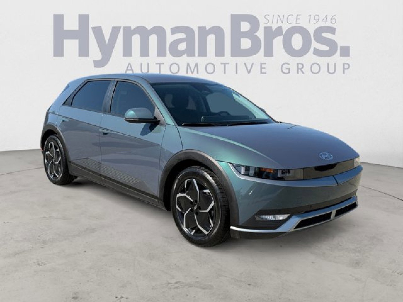 Used 2024 Hyundai Ioniq 5 SEL RWD image 1