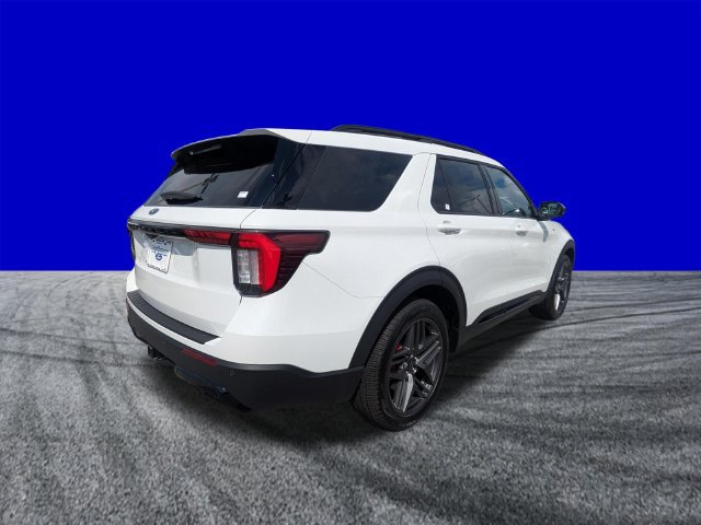 New 2026 Ford Explorer ST-Line w/ ST-Line Street Pack RWD image 4