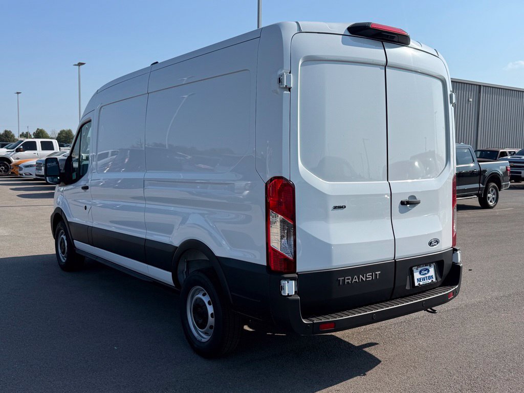 New 2027 Ford Transit 250 148 Medium Roof w/ Load Area Protection Package RWD image 35