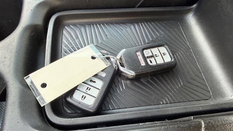 Used 2017 Honda CR-V Touring image 15