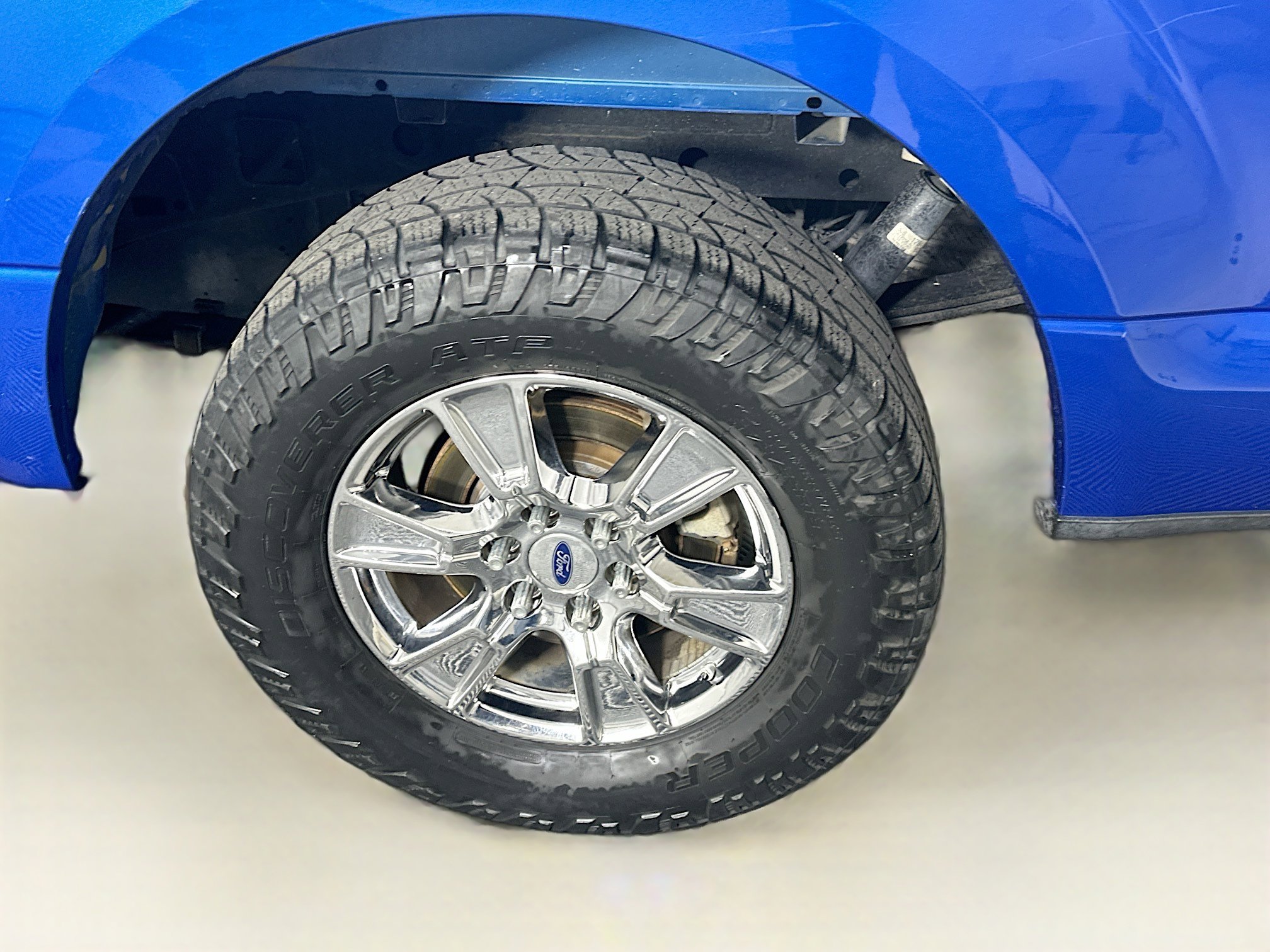 Used 2015 Ford F150 XLT w/ Equipment Group 302A Luxury image 11