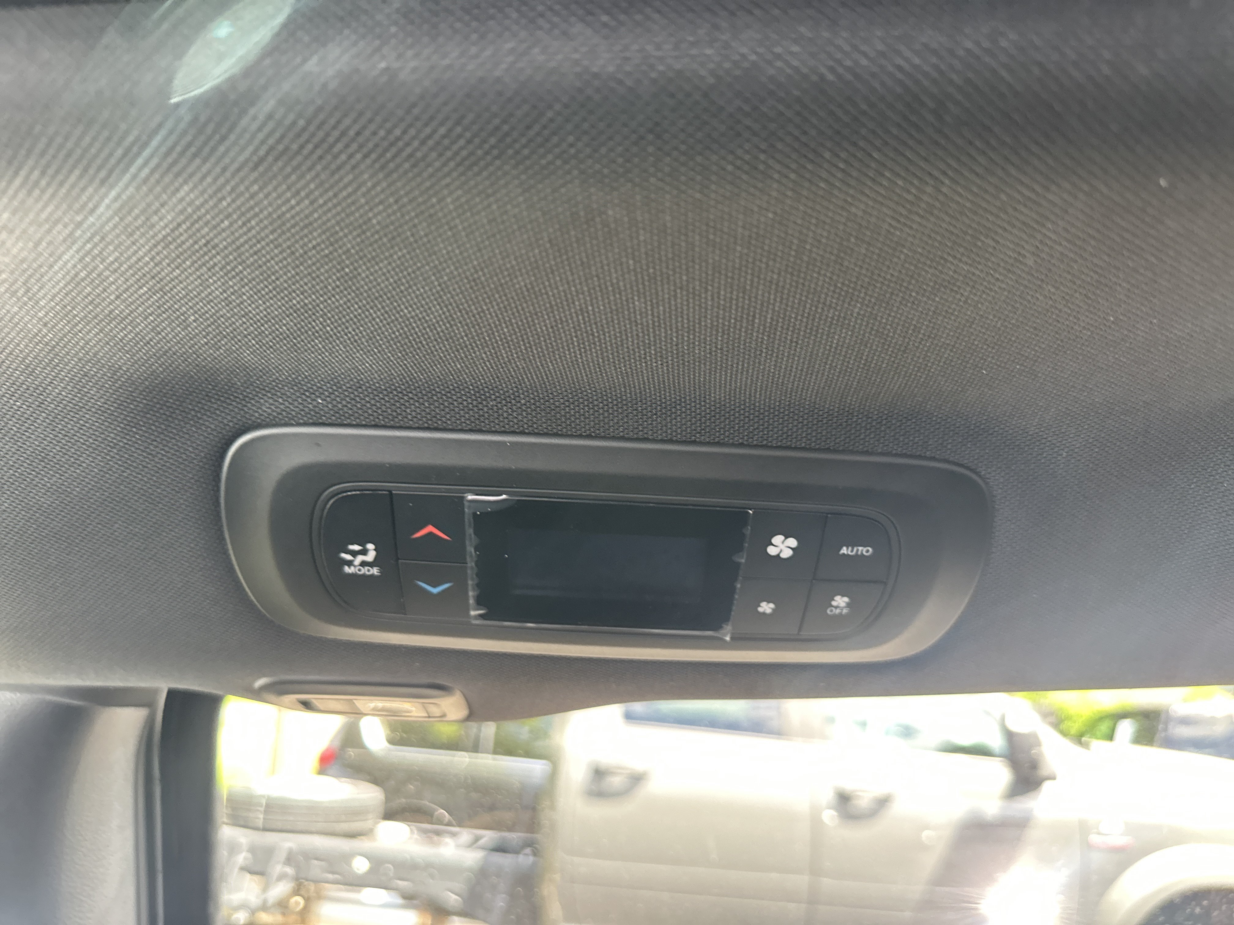 New 2027 Chrysler Pacifica Limited w/ Family Tech Group FWD image 27