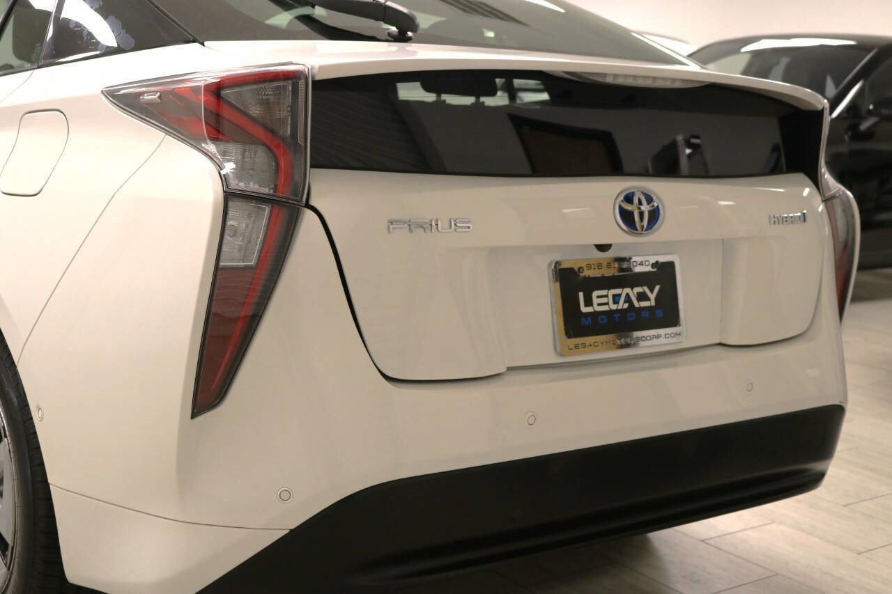 Used 2018 Toyota Prius Three image 77