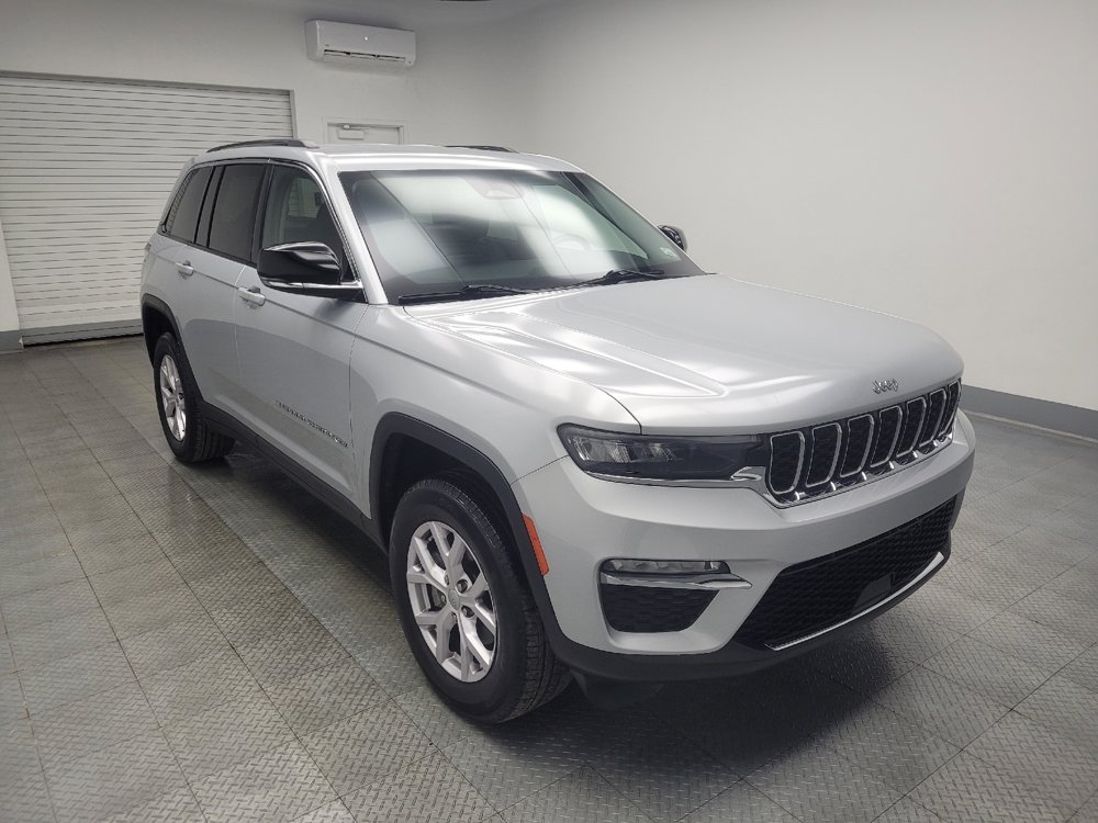 Used 2022 Jeep Grand Cherokee Limited image 13