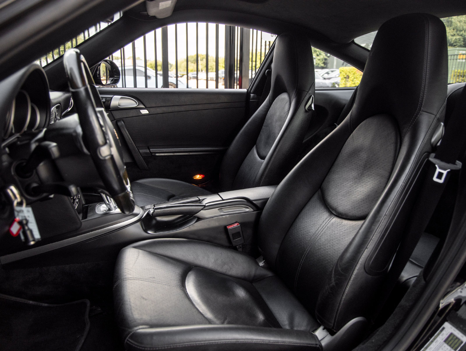 Used 2009 Porsche 911 Carrera S RWD image 5