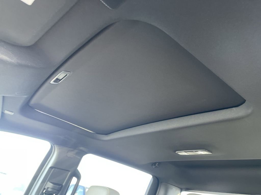 New 2025 Chevrolet Silverado 2500 ZR2 w/ Technology Package image 21