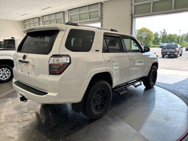 Used 2023 Toyota 4Runner SR5 Premium w/ Moonroof Package AWD/4WD image 4