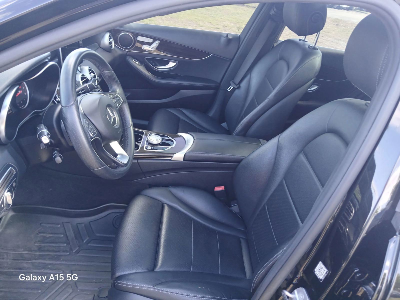 Used 2018 Mercedes-Benz C 300 Sedan w/ Premium Package image 9
