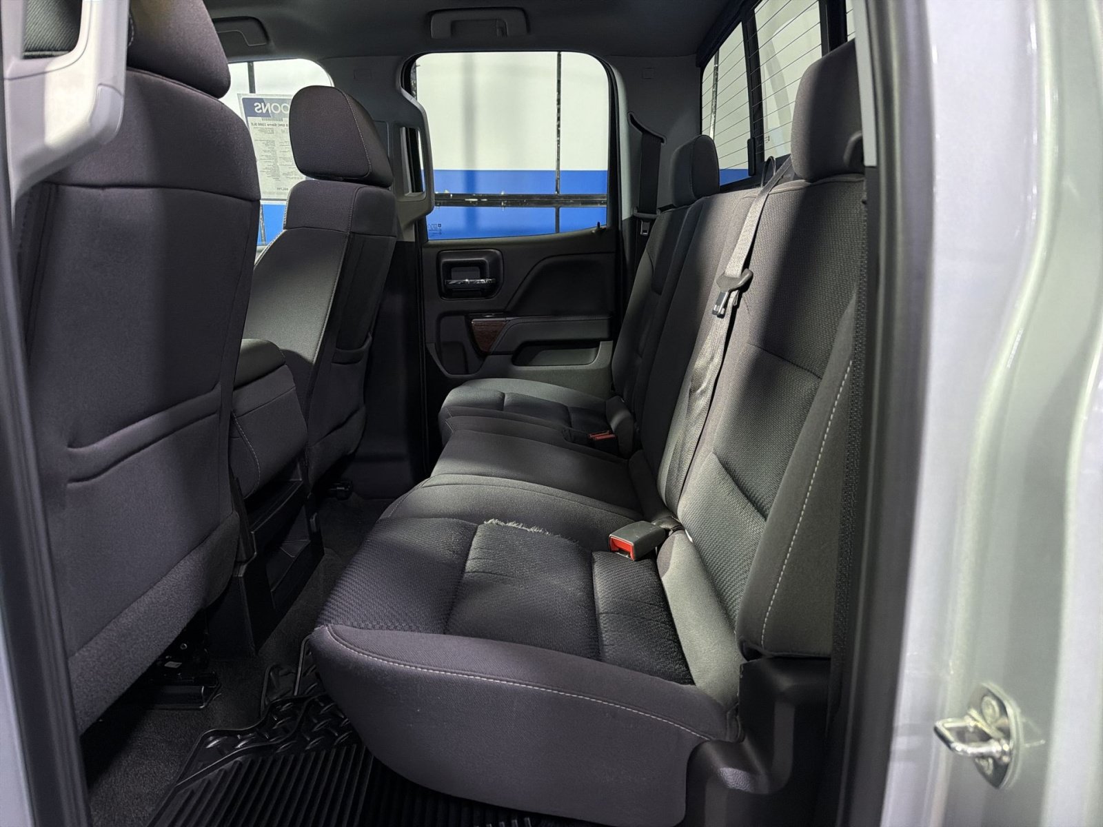 Used 2018 GMC Sierra 1500 SLE w/ Black Pack AWD/4WD image 29