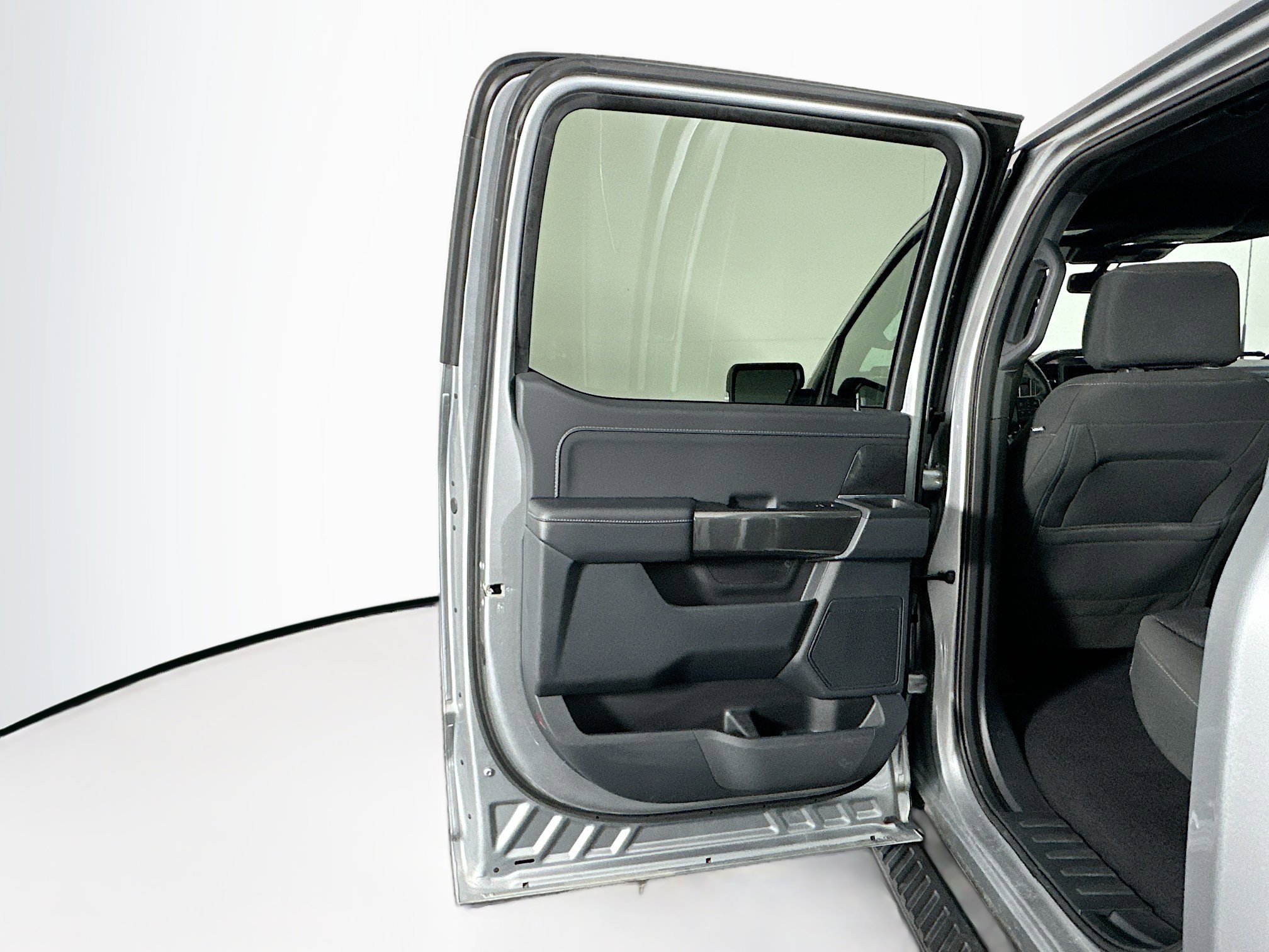 Used 2023 Ford F150 XLT w/ Equipment Group 302A High image 27