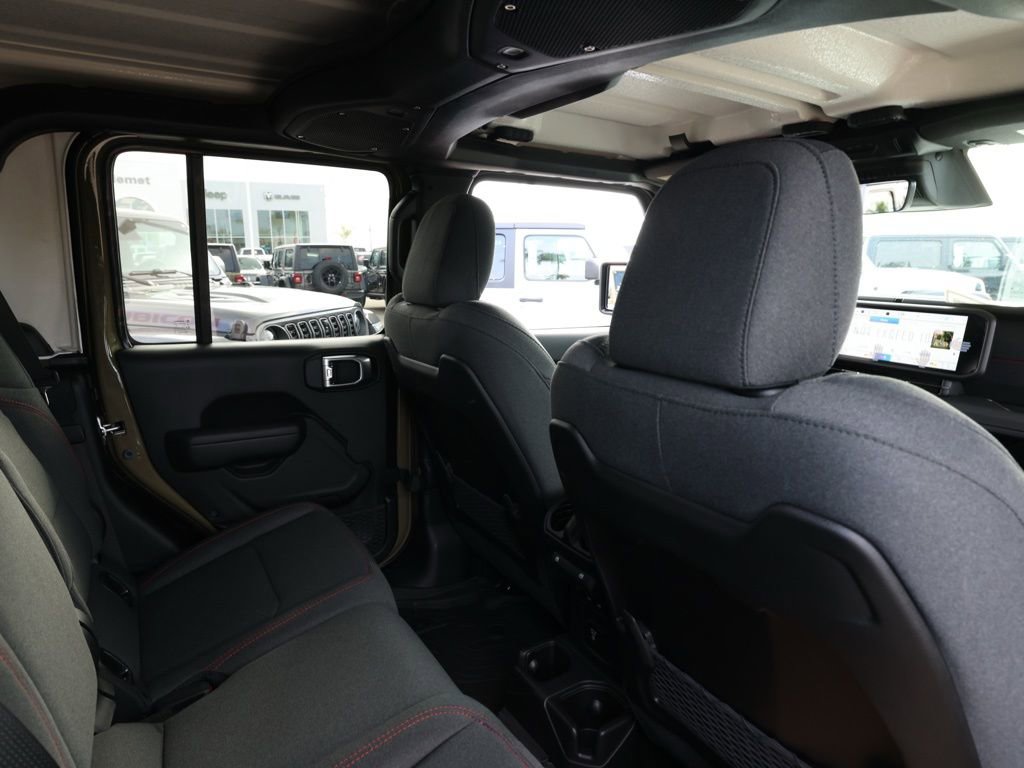 New 2026 Jeep Gladiator Rubicon w/ Safety Group image 16