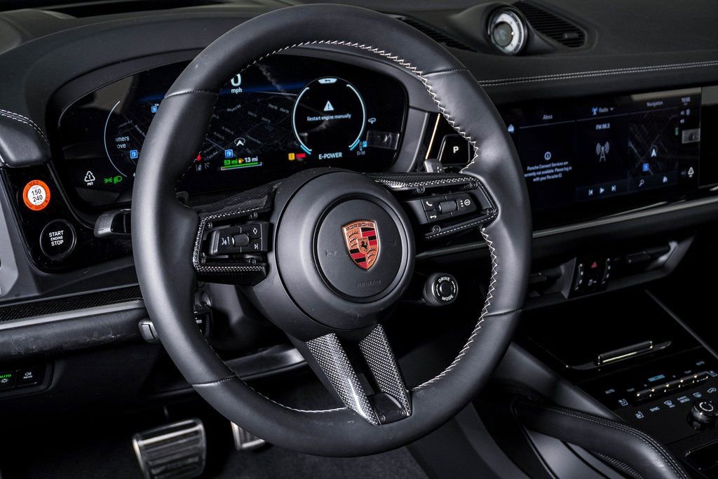 New 2026 Porsche Cayenne S image 18