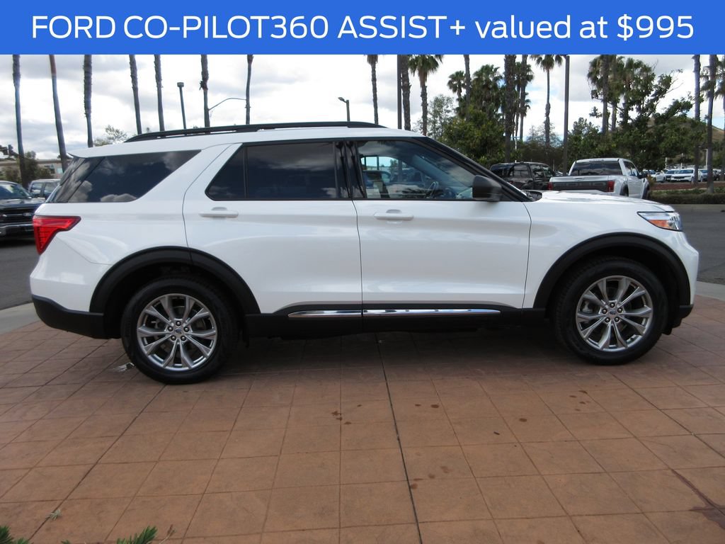 Certified 2023 Ford Explorer XLT w/ Equipment Group 202A AWD/4WD image 5