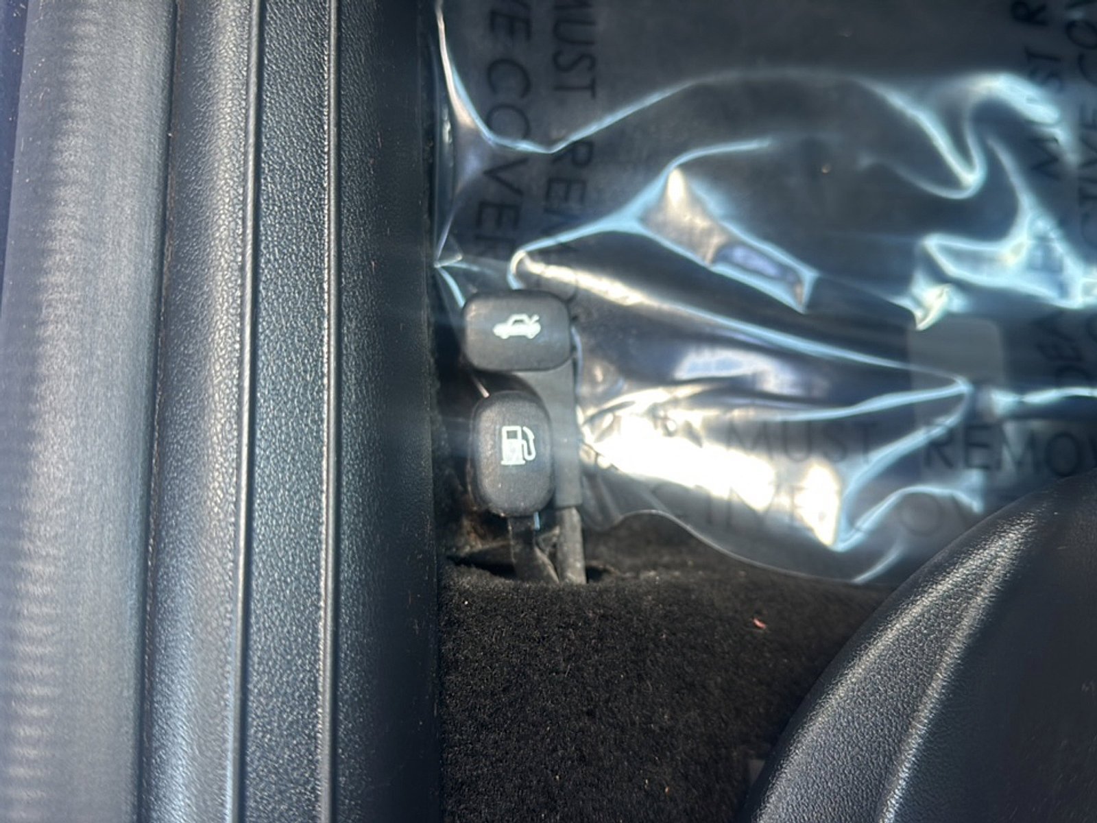 Used 2025 Hyundai Elantra SE FWD image 25