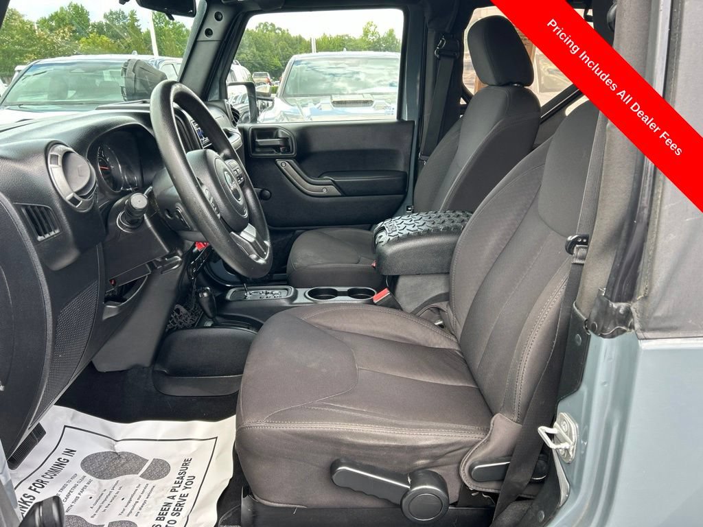Used 2014 Jeep Wrangler Sport AWD/4WD image 2
