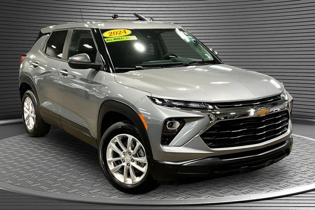 Certified 2024 Chevrolet TrailBlazer LS w/ LS Convenience Package AWD/4WD image 3