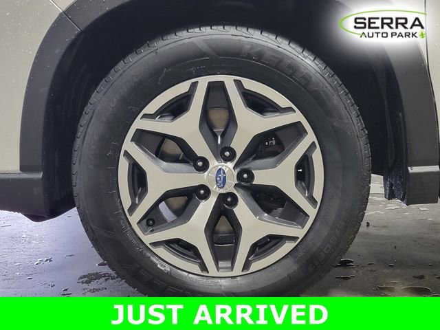 Used 2020 Subaru Forester Premium AWD/4WD image 10