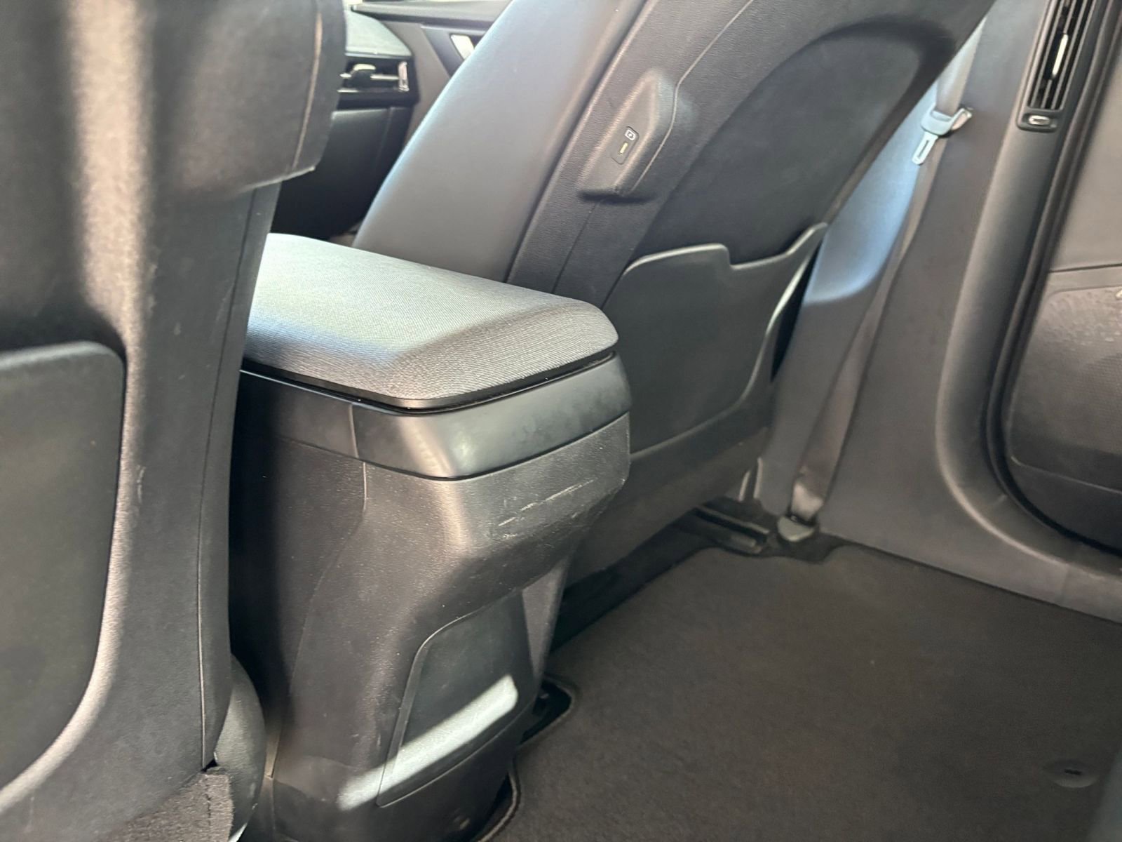 Used 2023 Kia EV6 Wind RWD image 30