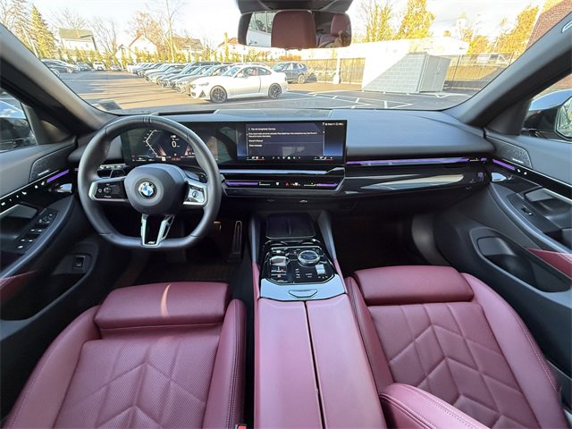 Used 2025 BMW 530i xDrive 530i xDrive w/ M Sport Package image 11