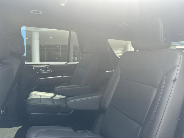 Used 2023 Chevrolet Tahoe LT w/ Luxury Package RWD image 24