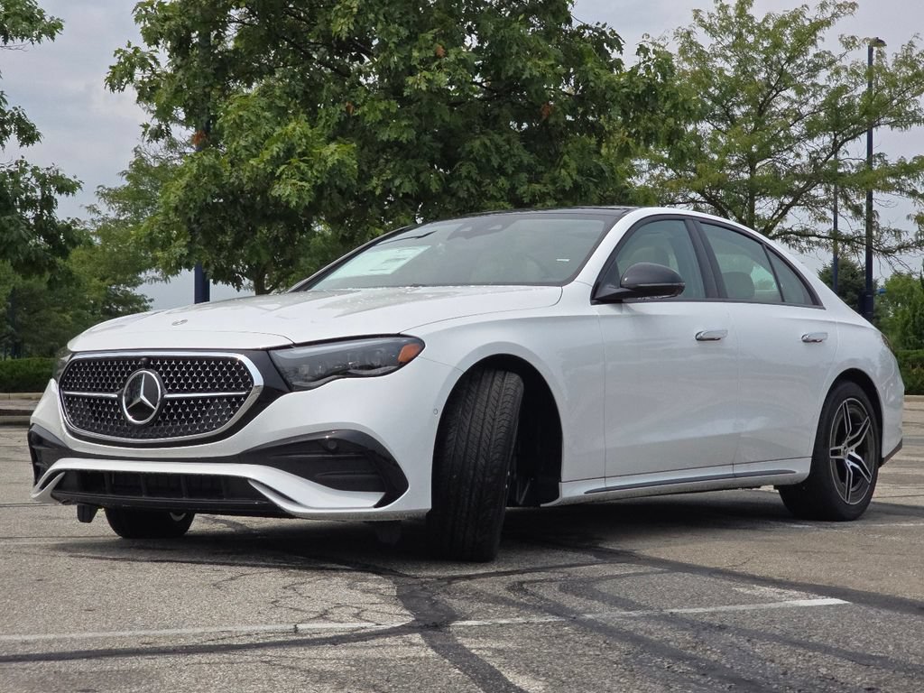 New 2026 Mercedes-Benz E 450 4MATIC Sedan image 13